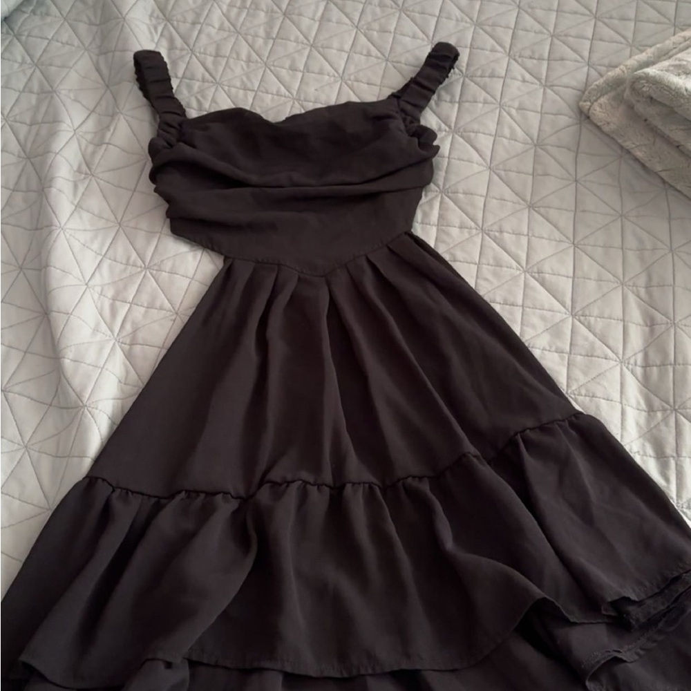 Elegant Black Sleeveless Dress